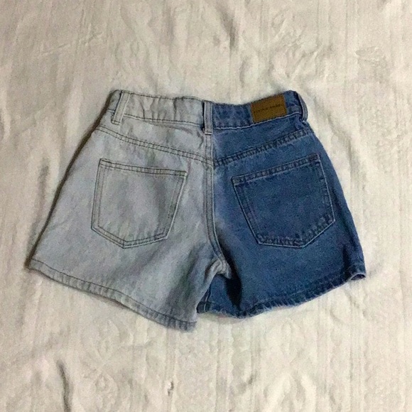 Dark blue and light blue Jean shorts - Picture 2 of 2